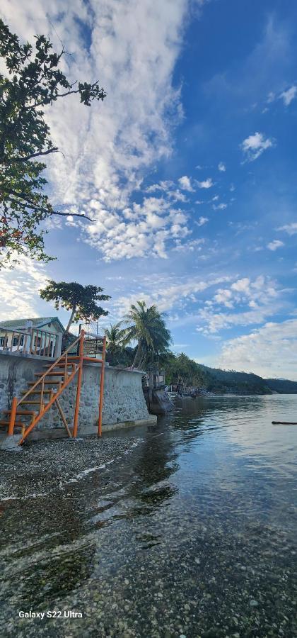 Chue&Larry'S Beachside Homestay Libagon Exterior foto