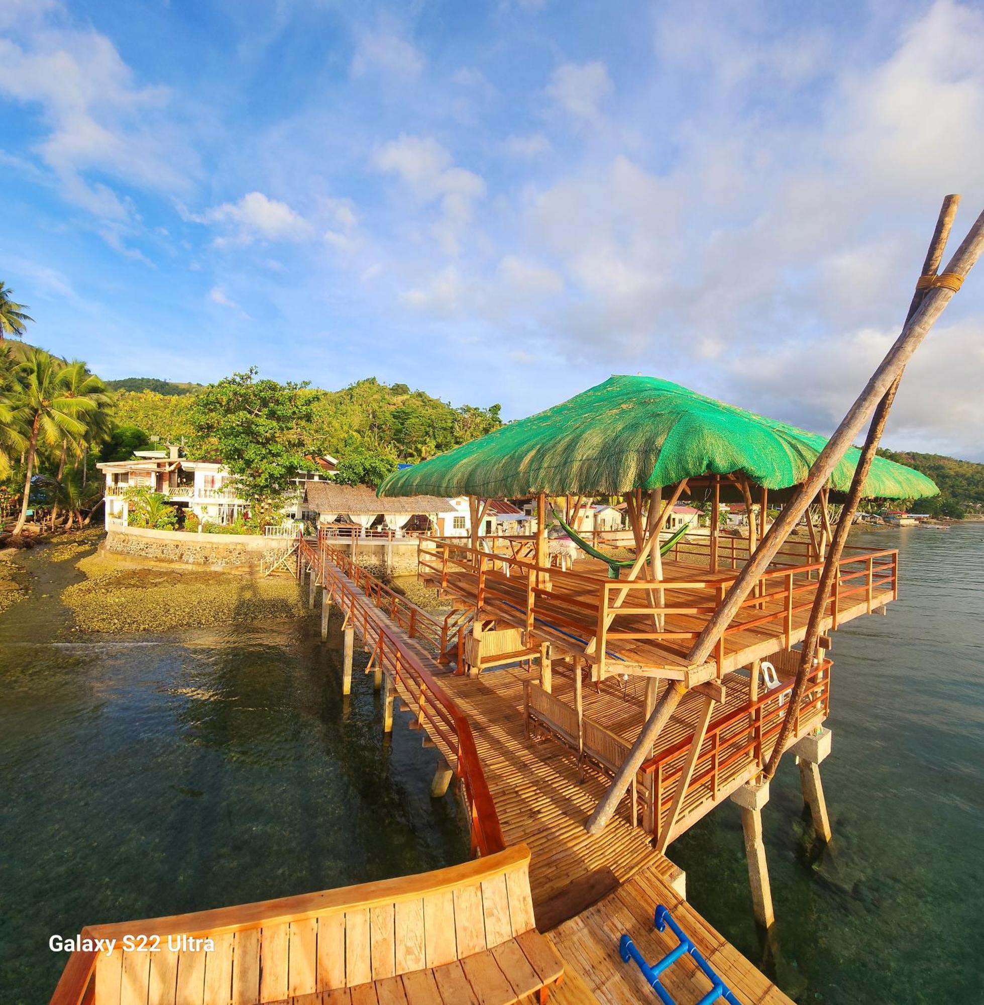 Chue&Larry'S Beachside Homestay Libagon Exterior foto