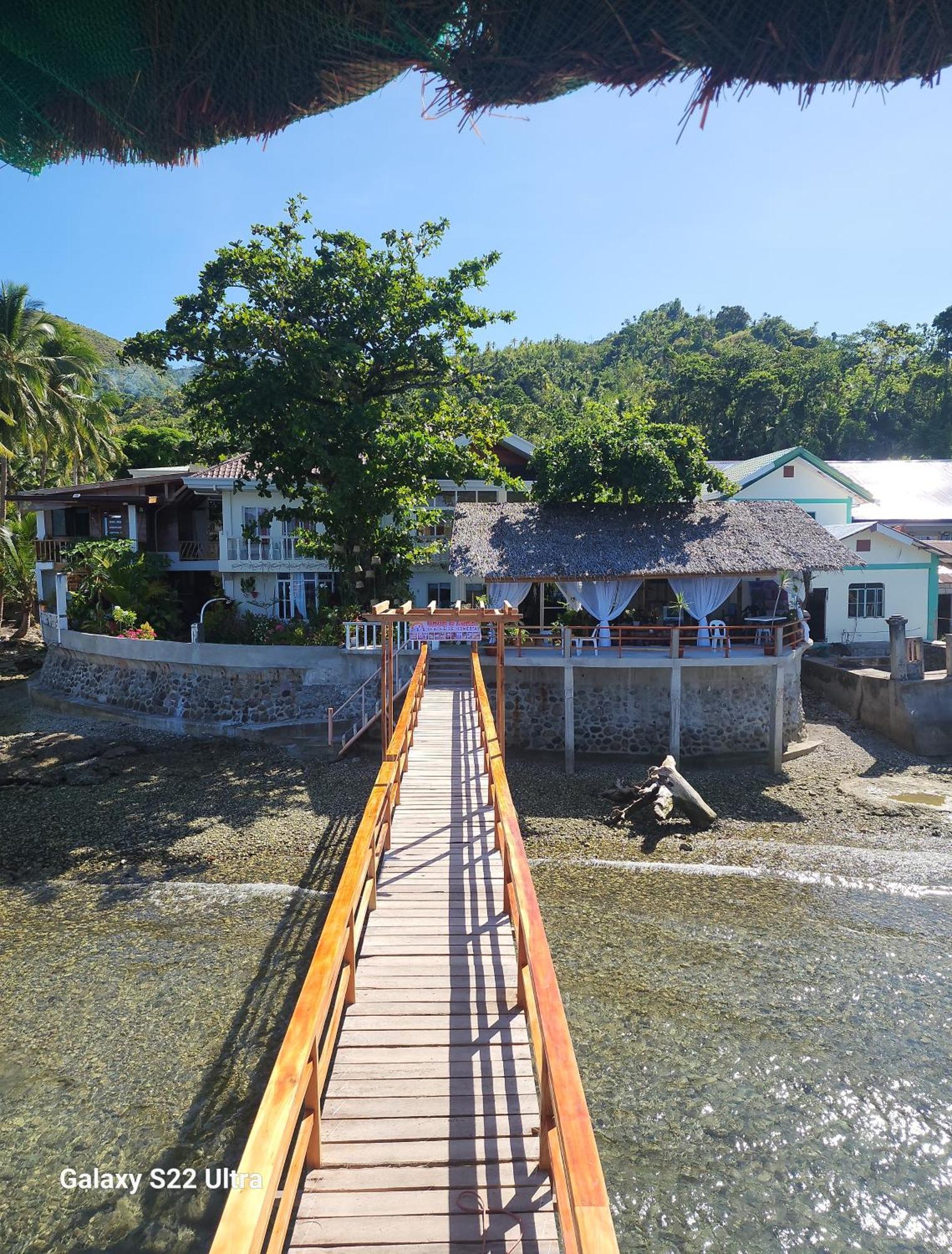 Chue&Larry'S Beachside Homestay Libagon Exterior foto